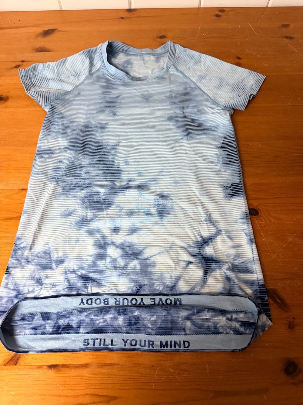 Lululemon Blue Tie-Dye Short Sleeve women’s Top